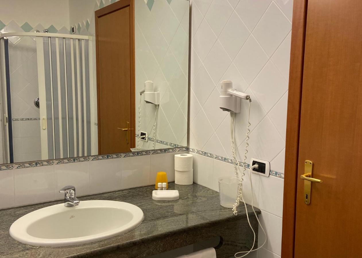 Terme Olympus Aparthotel Barano dʼIschia Esterno foto